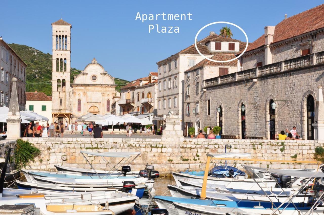 Apartment Plaza Hvar Town Esterno foto